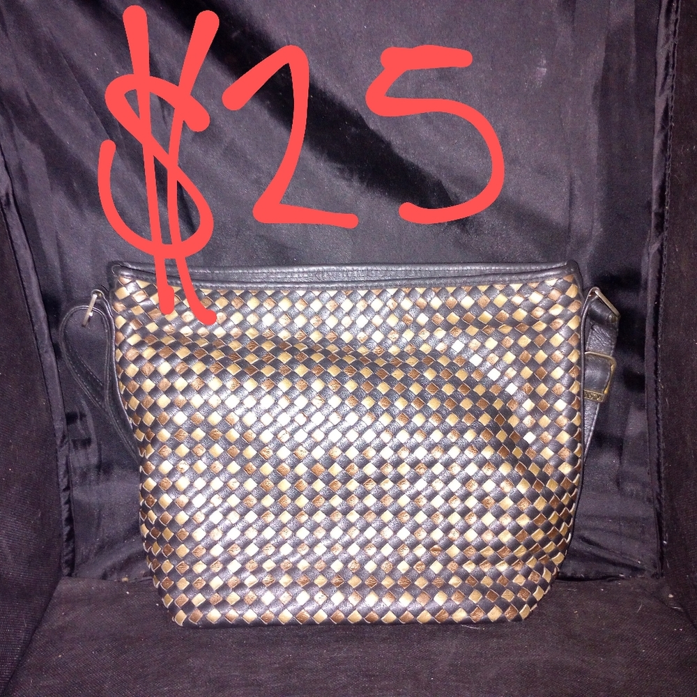 Purse - Picture 7 of 12